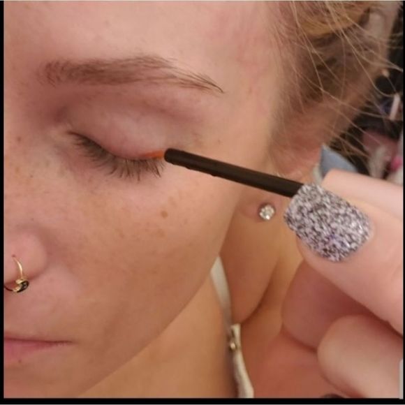 Babe Lash Enriching Growth Serum 2ml New Sealed. 6 month supply. Grow babe grow! - Picture 2 of 16